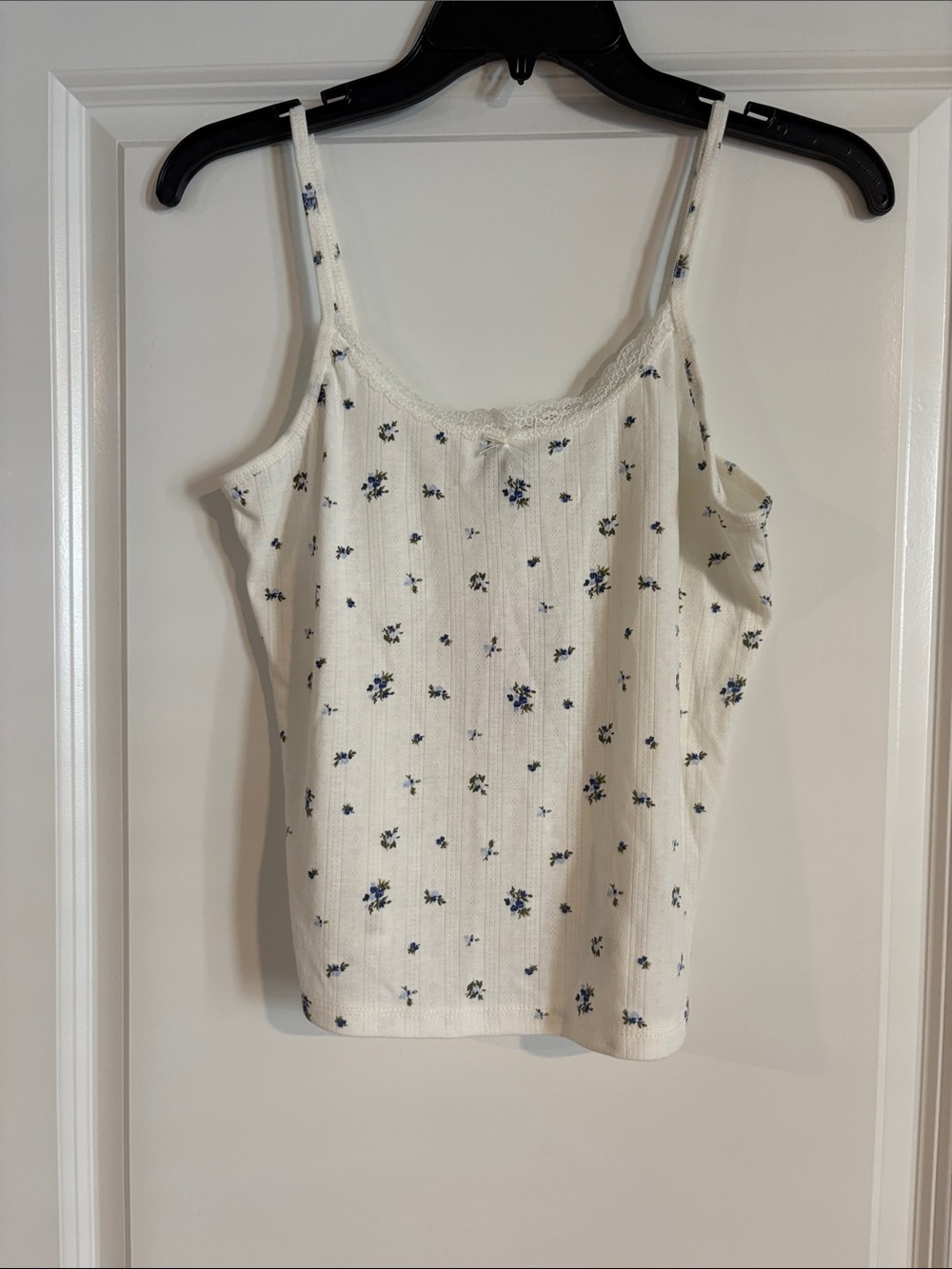 Wild Fable White Floral Lace-Trim Cami Tank Top
